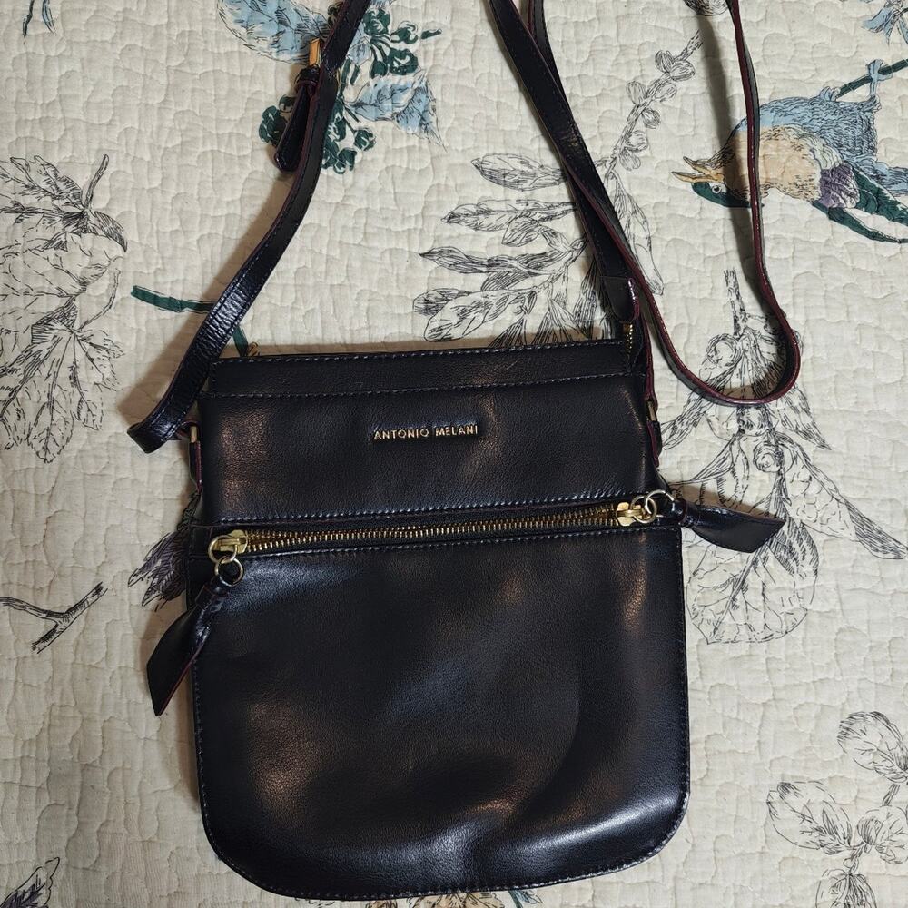 Antonio Melani Black Leather Crossbody Bag Shoulder Purse Gold Hardware